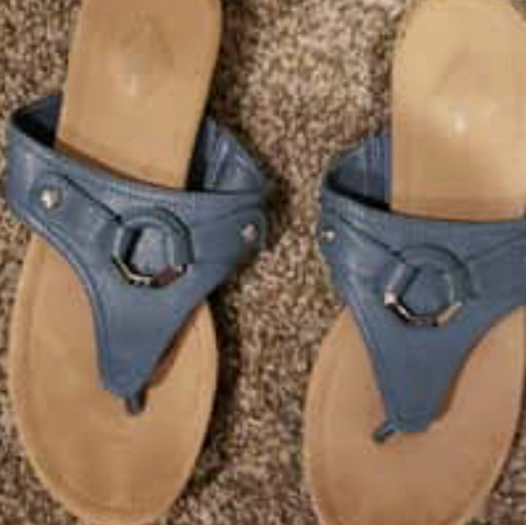 Sandals - Picture 1 of 1